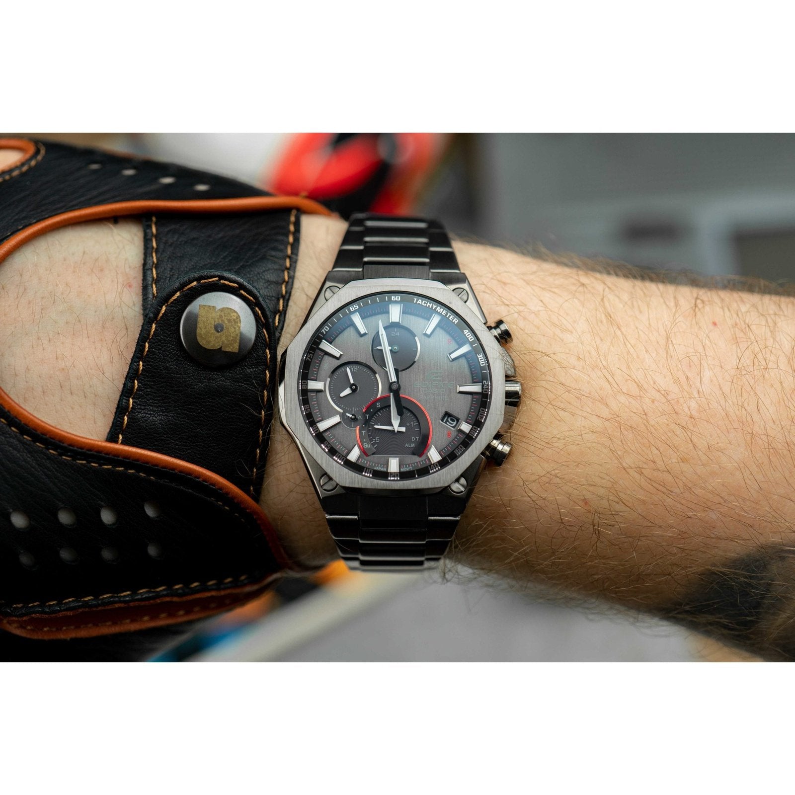 MEN'S SMARTPHONELINK WATCH (EQB-1100DC-1ADR)