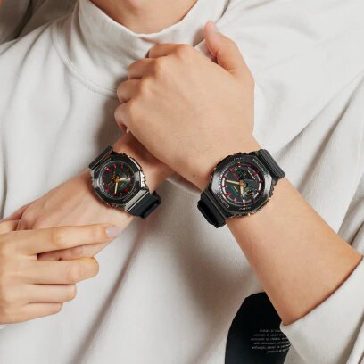 Men's G-Shock Watch (GM-2100CH-1ADR)